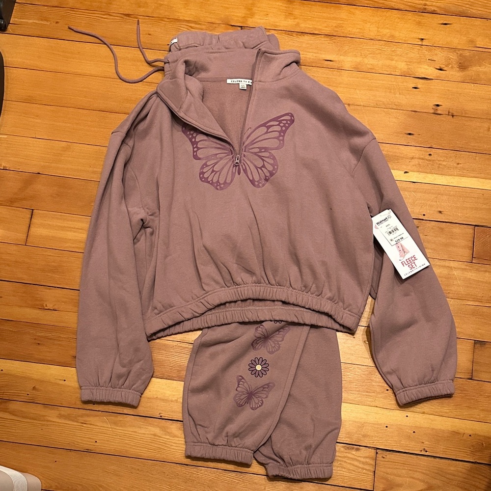 Celebrity Pink Mauve Butterfly Lounge Set